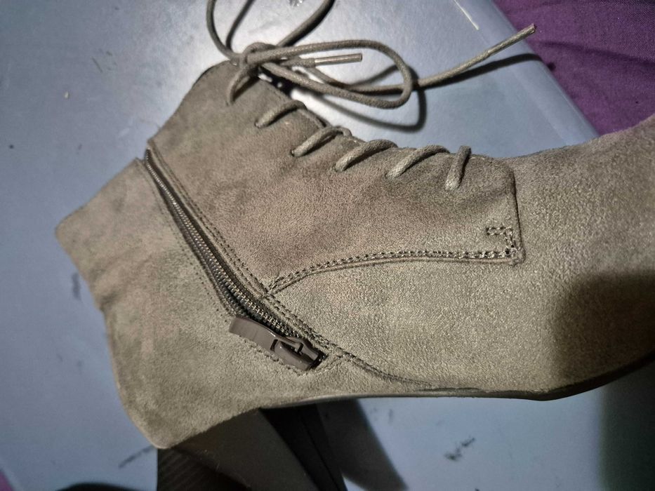 Ghete / Botine dama BPC Selection, imitatie piele, 42, purtati o data