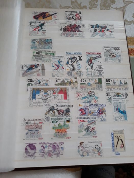 Vand clasor cu timbrele din imagine, stare excelenta.