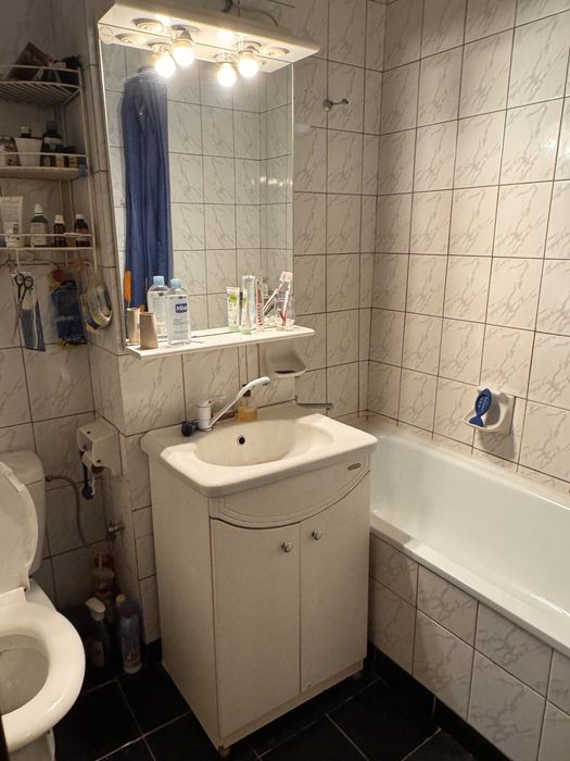 Apartament cu 2 camere, central