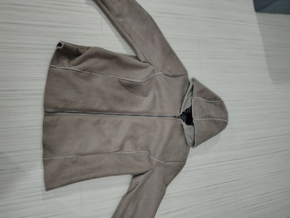 Модерно  пухесто  яке