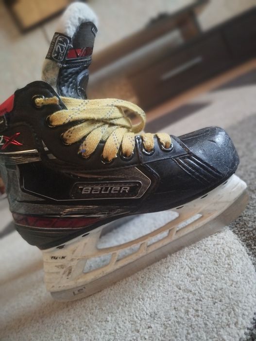 Коньки хоккейные детские