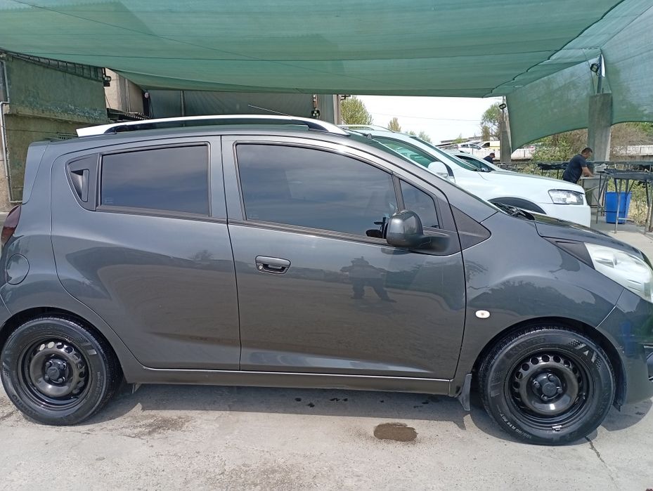 Spark 2017 yil 217000 prabek 1 ta shopir ishigida kraskasi bor