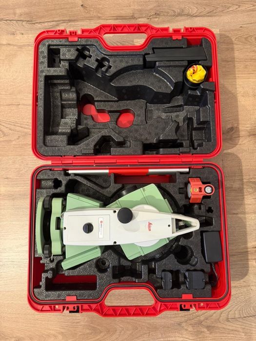 Statie Totala Leica TS06  Power  3``  R400