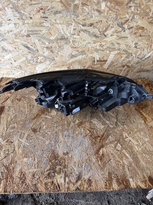 Фар ляв Nissan Qashqai J12 2023 год.