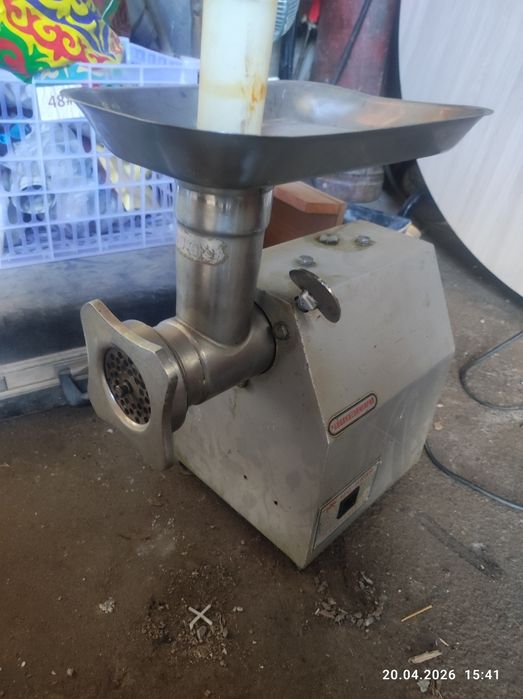 Продам мясорубку мощная