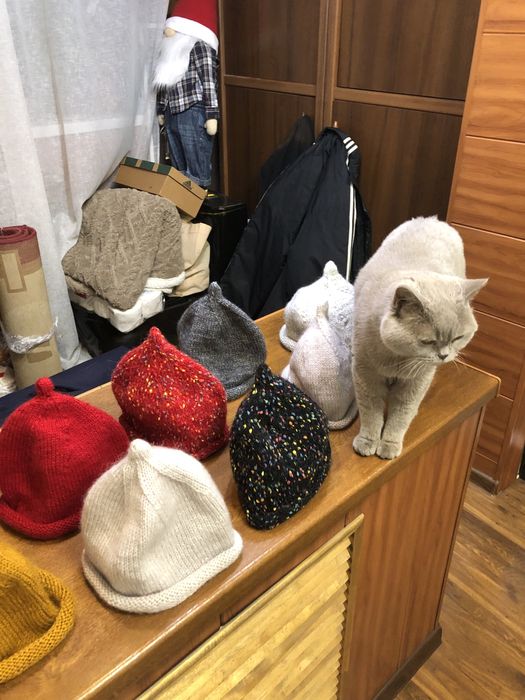 Продам вязаные шапочки