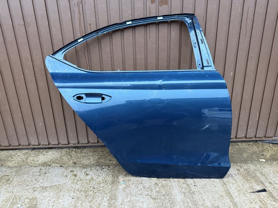 usa dreapta spate skoda octavia 4
