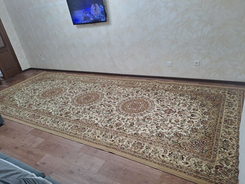 В продаже  Ковер