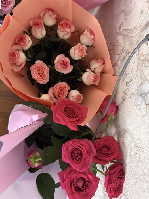 Роза букет свежиии