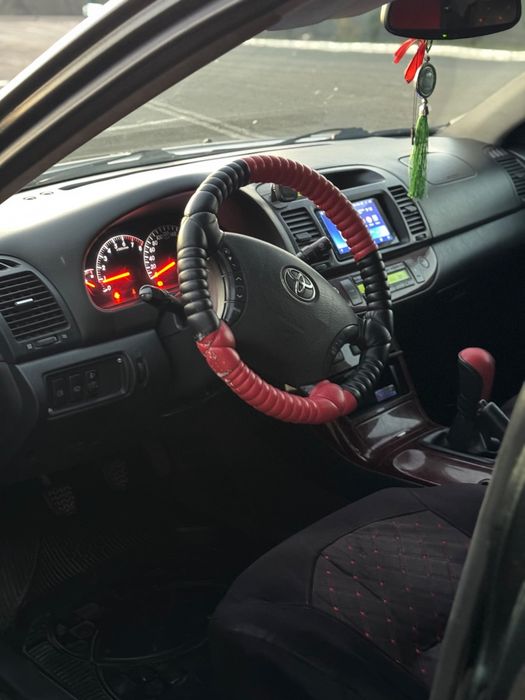 Продам Toyota Camry 35