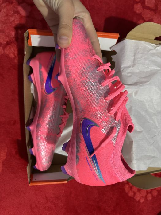 Ghete de fotbal nike