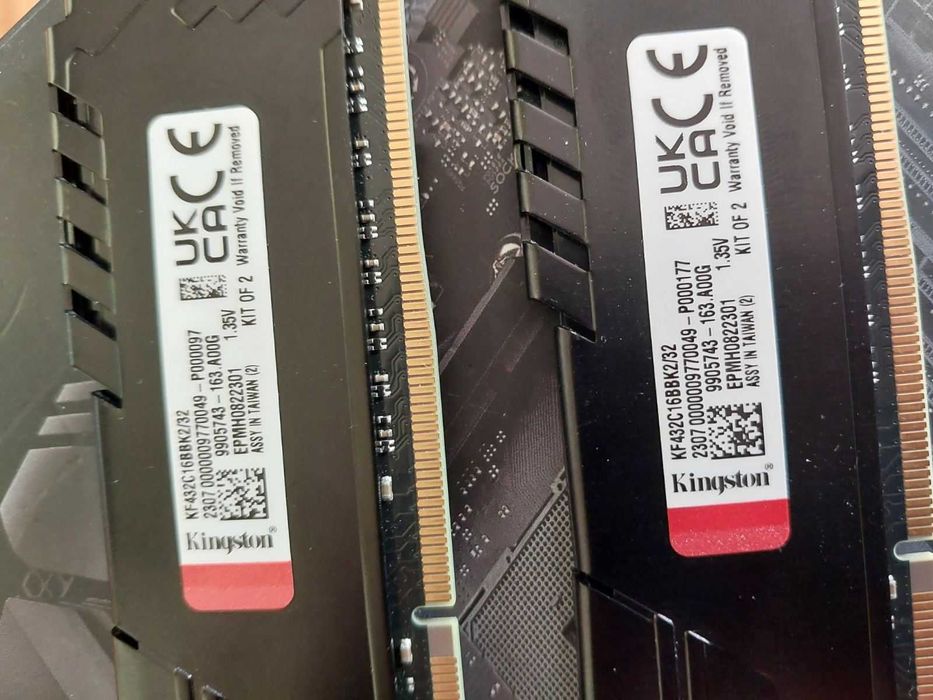 32GB 3200Mhz CL16 - G.Skill Ripjaws, Kingston Fury, Corsair Vengance
