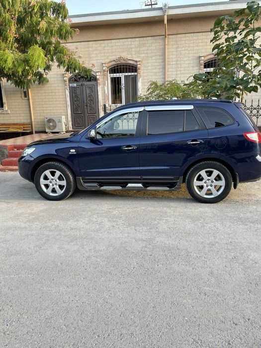 HUNDAY Santa-Fe cotiladi