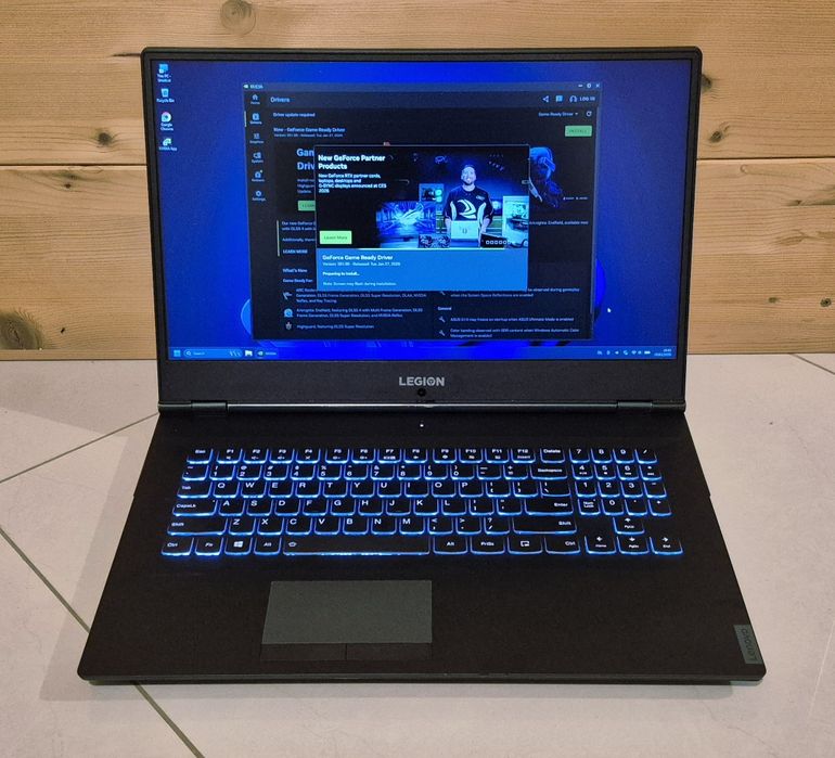 Laptop gaming Lenovo Legion 17" i5 9th i5 9300H GTX 1650