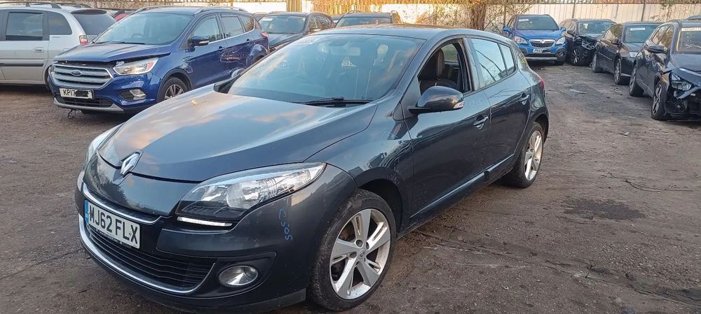 Dezmembrari / Dezmembrez Renault Megane 3 Hatchback (X95) 1.6 Benz K4M848 cutie viteze manuala cod culoare Negru