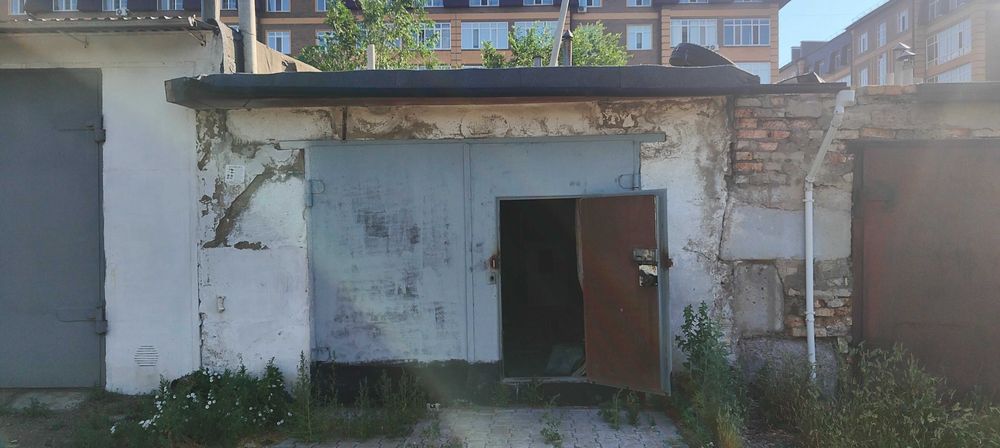 Продам гараж на 29мкр