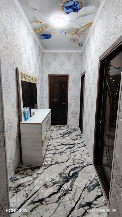 1 - xonali Bolgarskiy posolok kuchasi