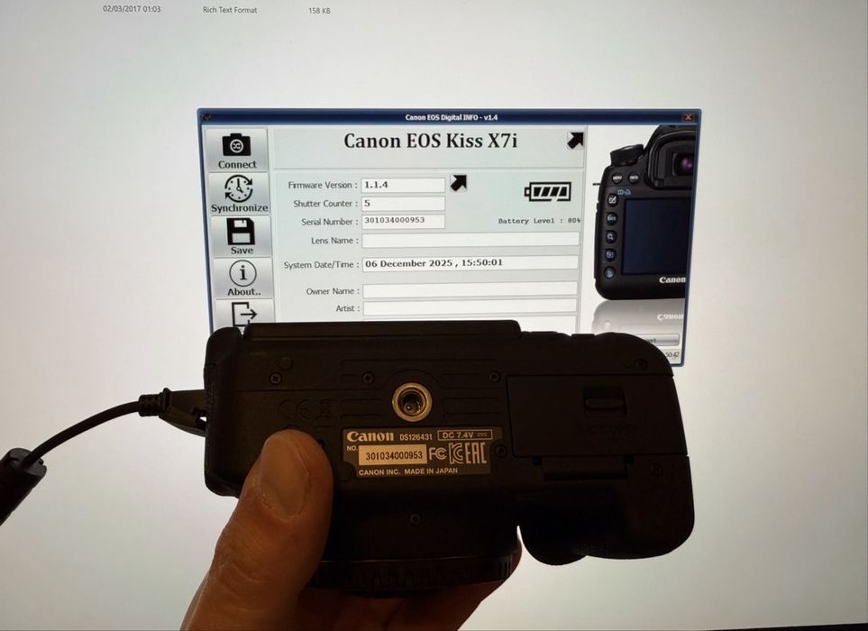 Aparat foto Nou Canon X7i Kiss 700D cu 5 cadre Grip DSLR Touchscreen