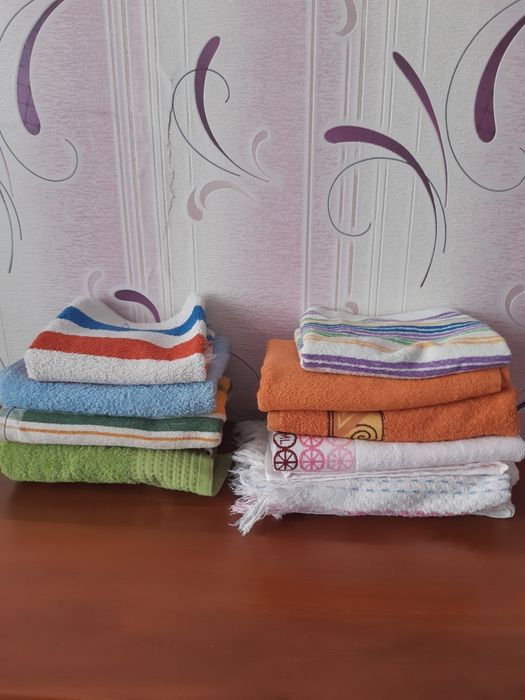 Продам полотенца б/у.