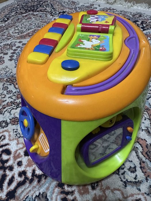 Развивающая музыкальная игрушка