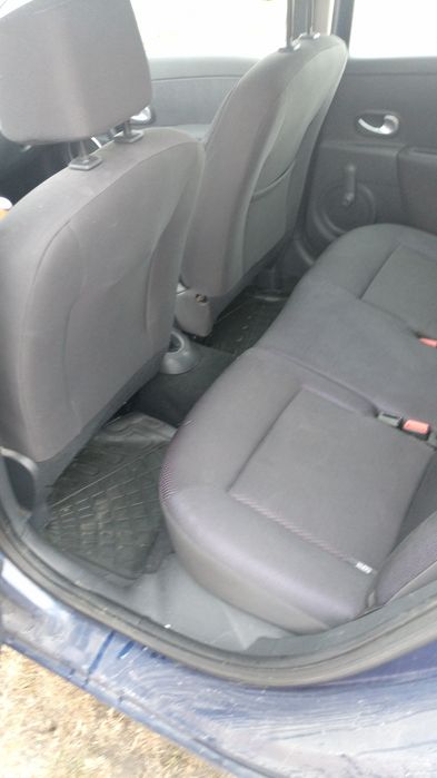 Ultim preti 1200 euró la clio!