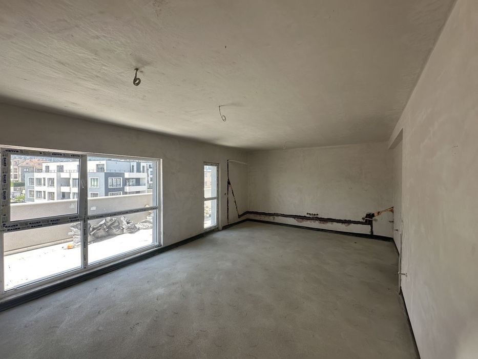 Продава се Тристаен апартамент в София, Малинова долина - 123 кв.м за 1911 €/кв.м - Снимка #1