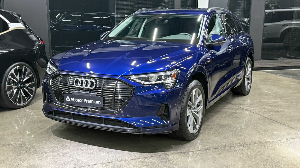 Audi e-tron 55 quattro|Без пробега Q8 AWD Prestige 402л.с./Электро USA