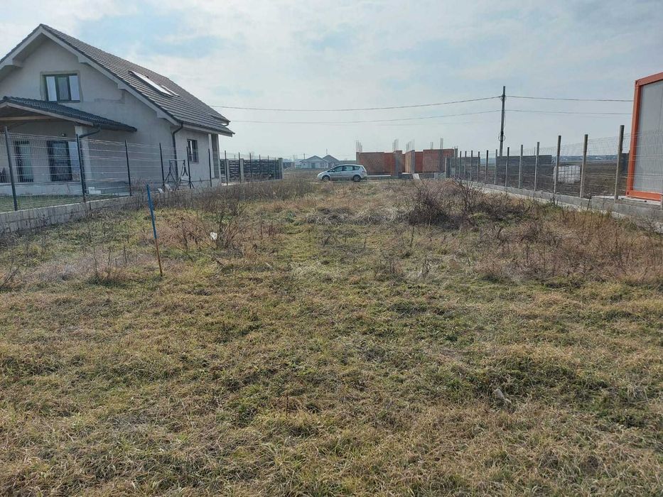 Vând teren intravilan cu PUZ și utilități in apropiere de Grigorescu