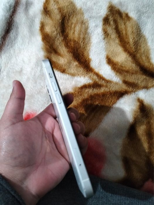 Айфон 12  100%   64гб