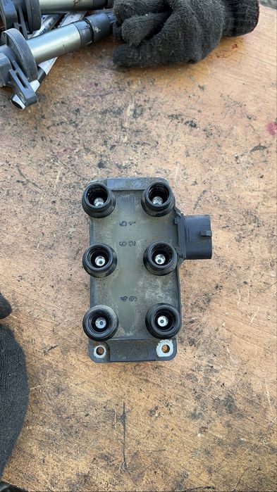 Катушка ford explorer 4.0 Катушка форд Эксплорер 4.0 ALDI MART