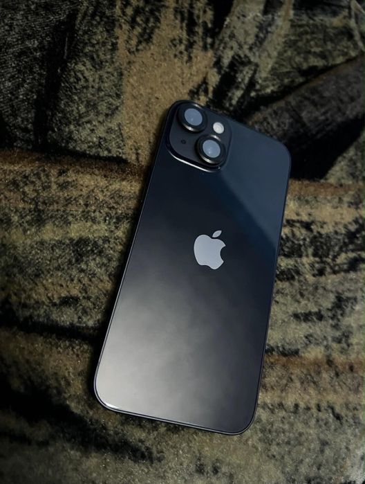 Vând iphone 14 128 gb