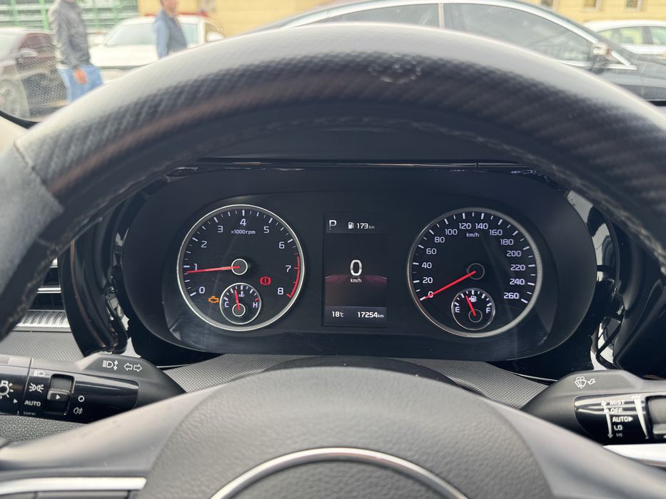 Ki k5 1 yil garantiyasi bor