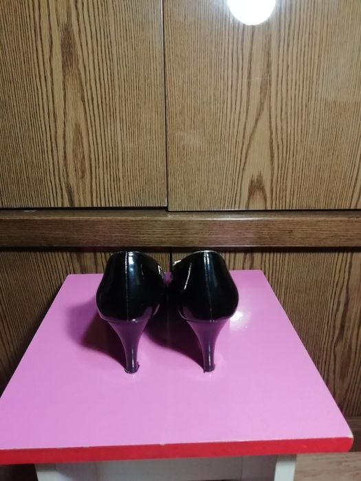 Лакированные туфли