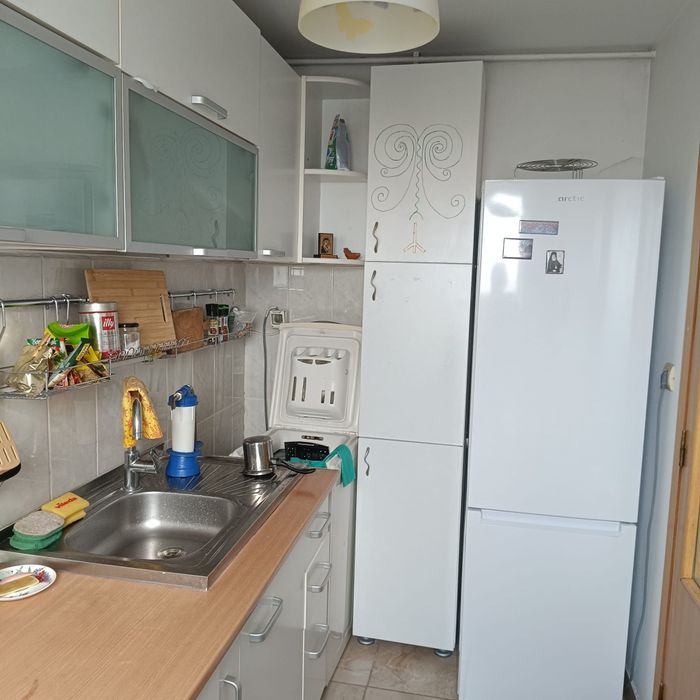 Inchiriez studio 43 mp  | Metrou Valea Ialomitei