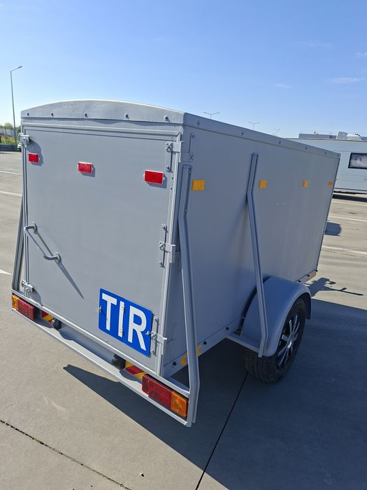 Remorca transport intern international