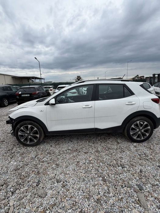 KIA STONIC 2018  за части