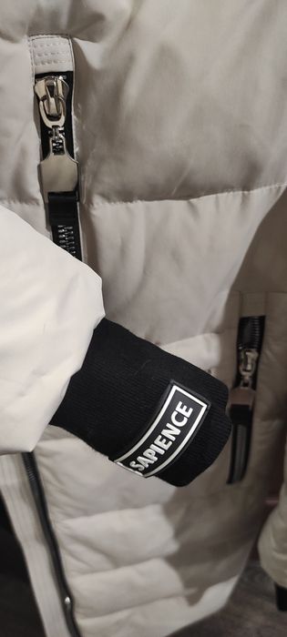 Теплый зимний пуховик