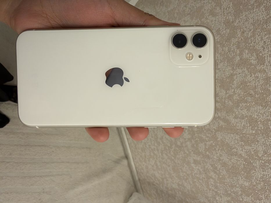 Iphone 11 телефон