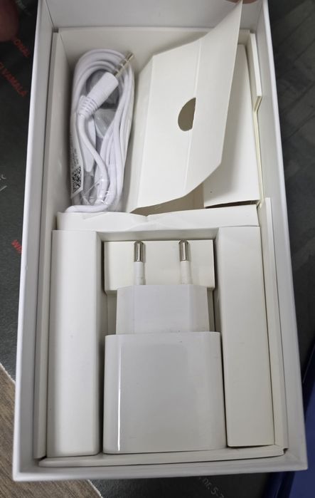 Xiaomi Redmi 8 blue sapphire