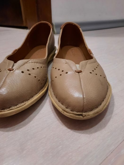 Дамски обувки от естествена кожа