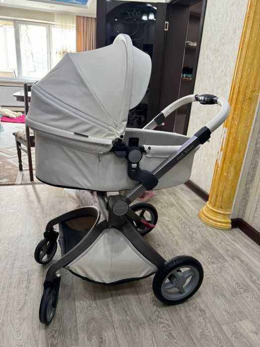 Продам коляску HOT MOM