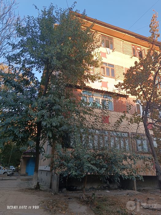 Bir xonali uy baland va kotta