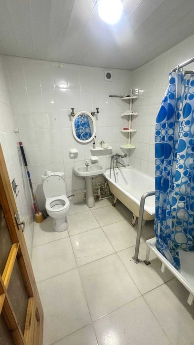 1 этаж 2 хонали квартира под офис идеал вариант сотилади Университет