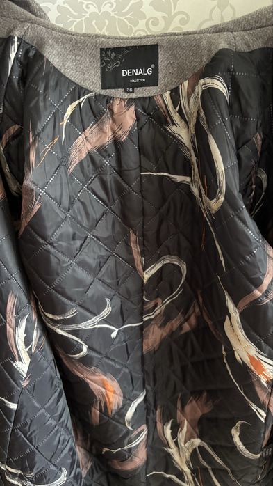 Пальто 56 размер не одеванное