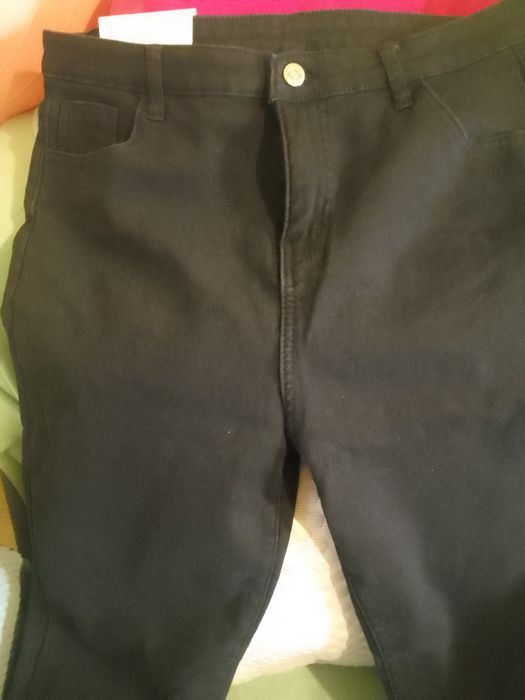 Blugi grosi imblaniti