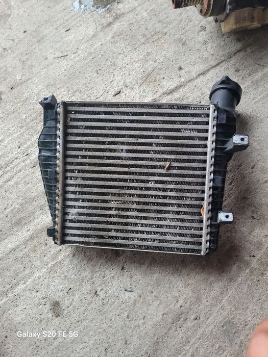 Radiator interculer vw  touareg vag 7L6 145 803 D 210 2019