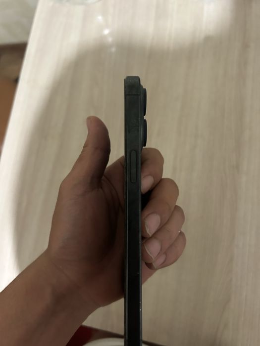 Iphone 15 pro max e sim