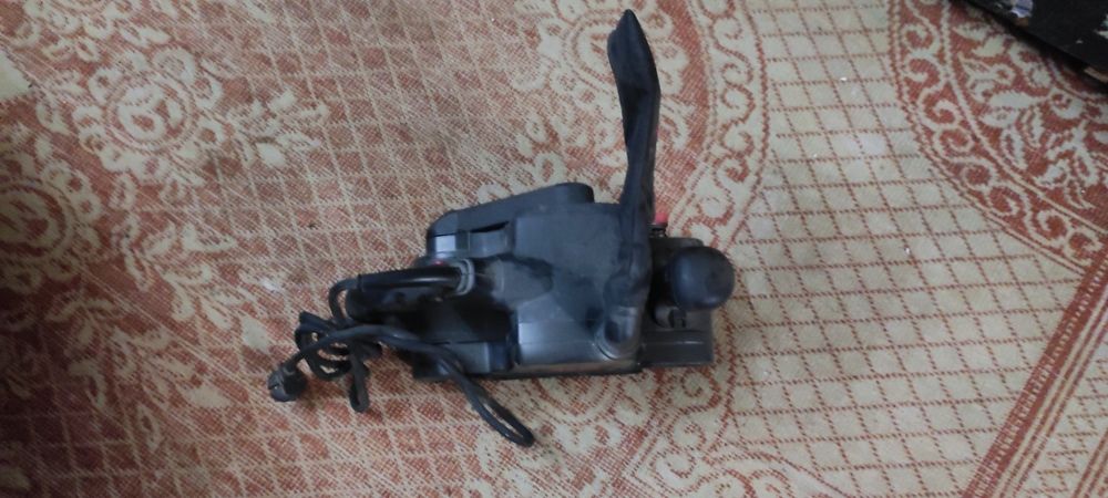 Продается шлефмашинка для шлифовки дерева и других поверхностей