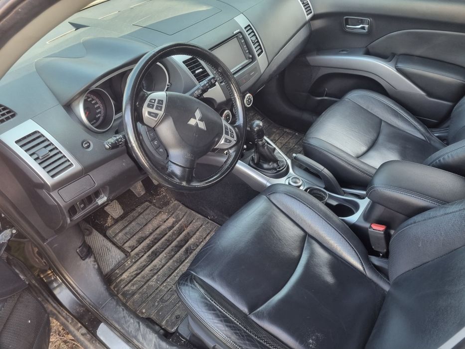 Outlander 2.0 на части