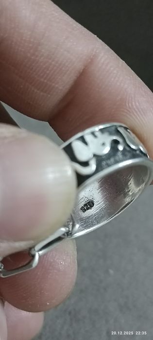 Продам! серебро.